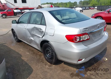 2012 Toyota Corolla Le z USA, uszkodzony, nr VIN 2T1BU4EE1CC832482